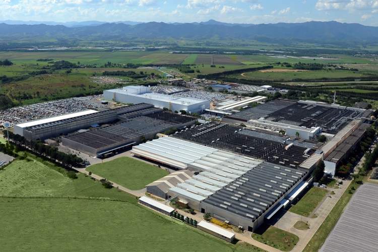 Volkswagen anuncia investimentos de R$ 9 bi no Brasil e 16 lançamentos até 2028 