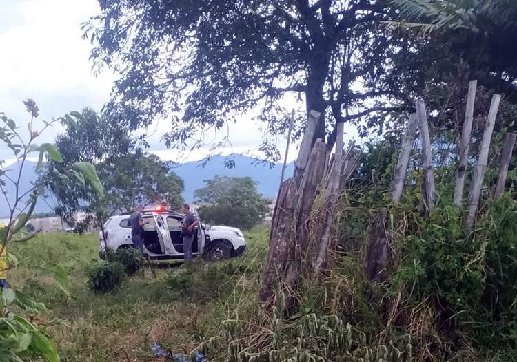 Homem é encontrado morto em área de mata na estrada do bairro Bem Viver