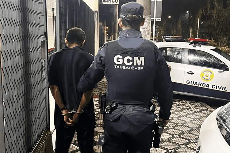 GCM prende suspeitos por tentativa de furto em escola no bairro São Gonçalo