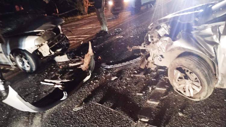 Rodovia Floriano Pinheiro registra colisão de veículos com três feridos neste domingo