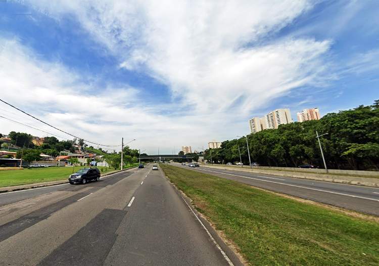Avenida Mário Covas registra acidente fatal envolvendo motocicleta e carro de passeio no Jardim Satélite