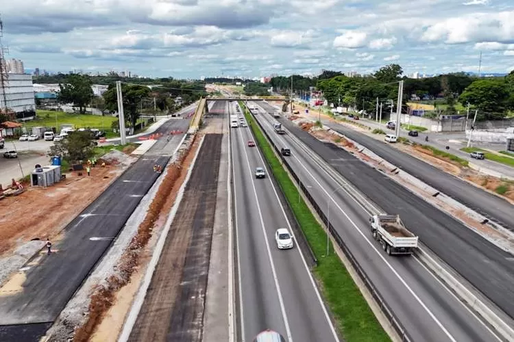 Nova pista expressa na Via Dutra entre Jacareí e São José dos Campos será entregue no fim de maio