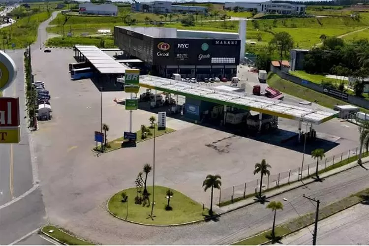 Rede Graal abre processo para 300 vagas de trabalho em nova unidade no Vale do Paraíba