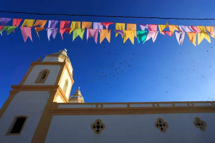 Período de Festas Juninas traz riscos para a população e requer cuidados com a rede elétrica