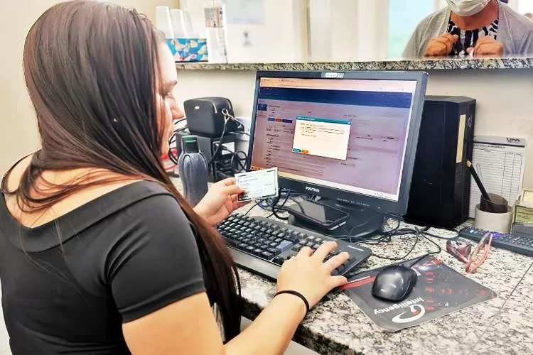 Prontuário eletrônico integrado chega para agilizar atendimento a pacientes e rotina de profissionais de saúde