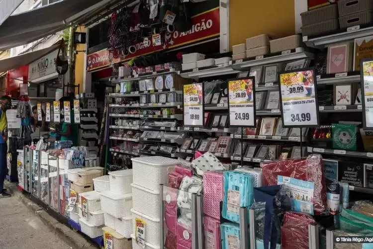 IBGE aponta queda de 1% nas vendas no comércio durante o mês de junho