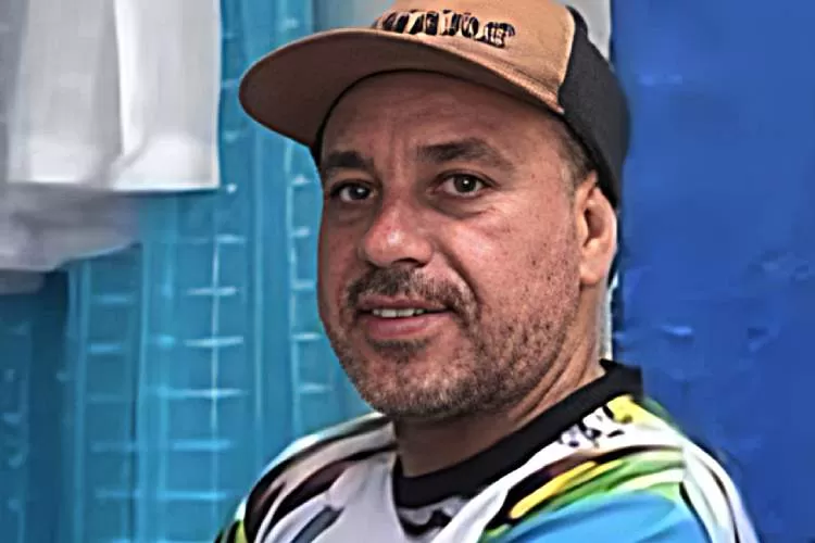 Bombeiros retiram corpo de romeiro desaparecido desde o dia 13 no rio Paraíba do Sul