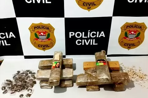 Operação resulta em apreensão de grande quantidade de droga escondida em tambor