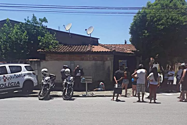 Mulher é morta a facadas nesta terça-feira no bairro Jardim Rezende