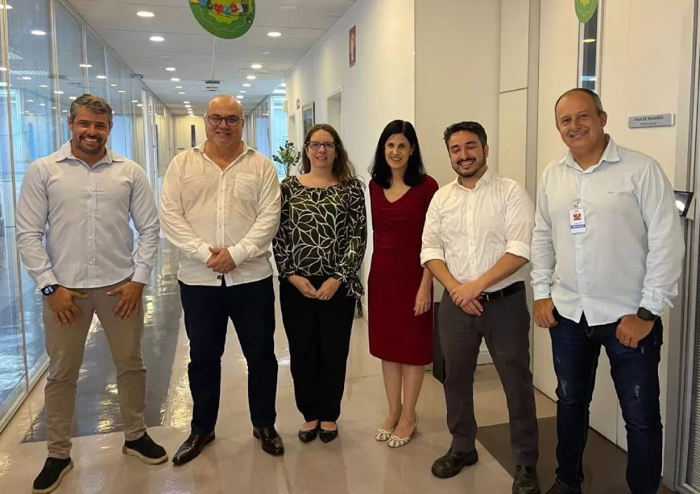 Em visita à Novelis, prefeito eleito Ricardo Piorino conhece novo plano de expansão da empresa