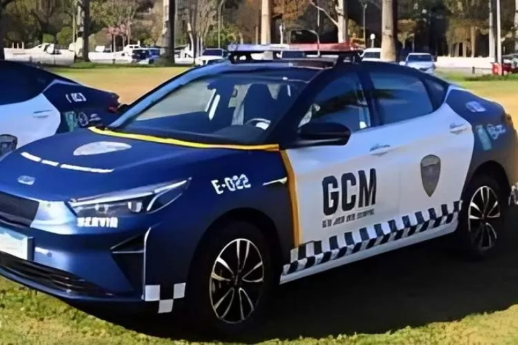Homem é morto após roubo de moto e troca de tiros com a GCM na região da Via Cambuí