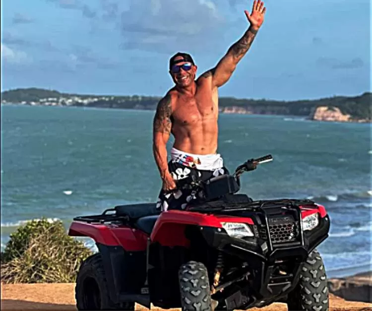Bombeiros encontram corpo de homem que se afogou ao tentar resgatar moto aquática