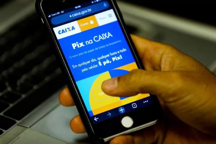 Receita desmente desinformação sobre o PIX e diz que pequeno empresário não será tributado