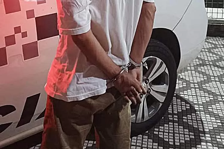 Mulher de 45 anos é morta a facadas em Lagoinha; namorado da vítima confessou o crime