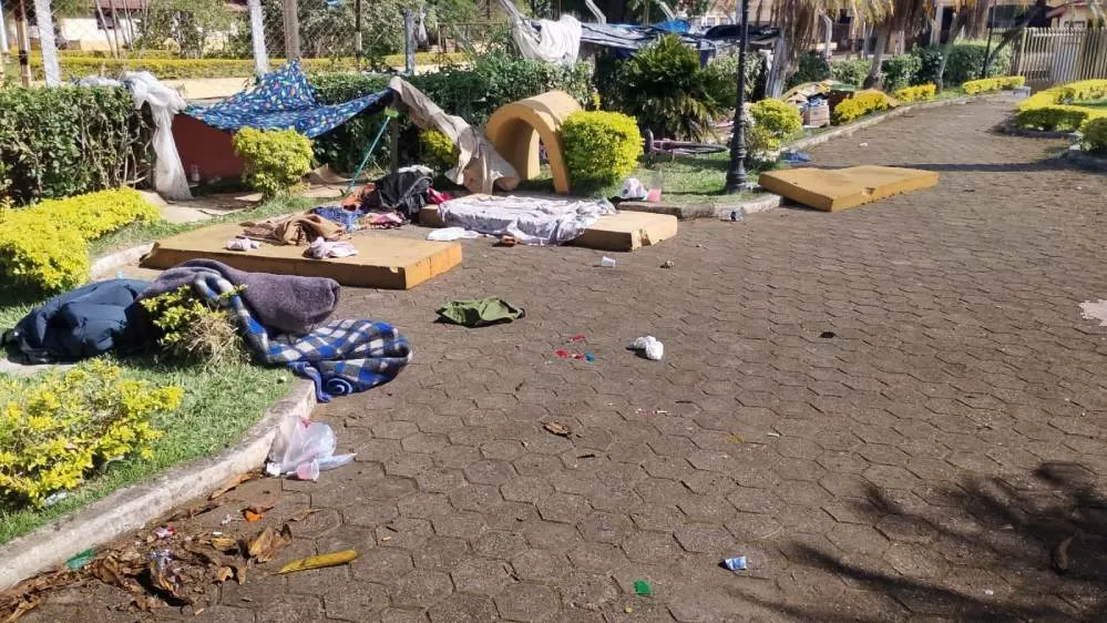 Polícia Civil desmonta ponto de tráfico na praça da estação da Rua Martim Cabral