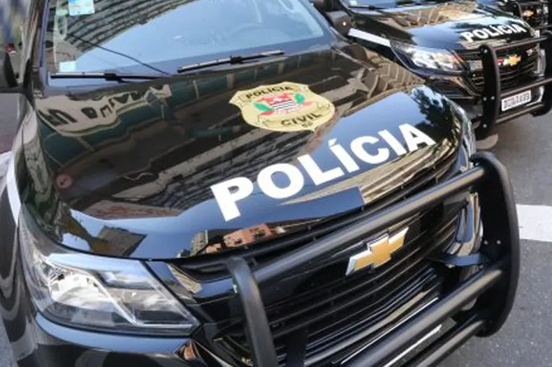 Criminosos invadem escola e furtam mais de 100 computadores no bairro Vila Nogueira 