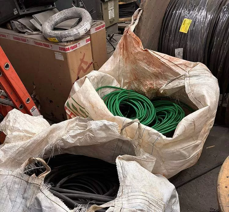 Polícia prende suspeitos de tentativa de roubo de 460 kg de cobre no bairro do Feital