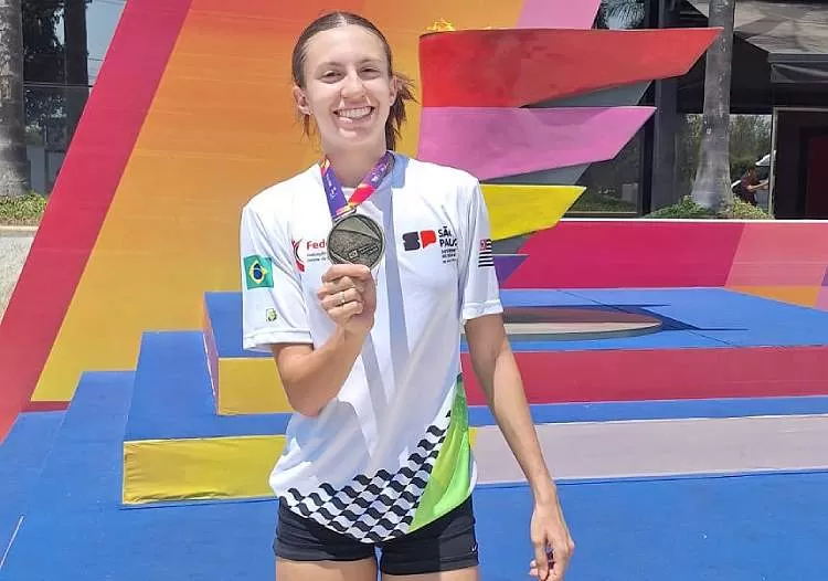 Atleta da região é bicampeã e quebra recorde brasileiro nos Jogos da Juventude
