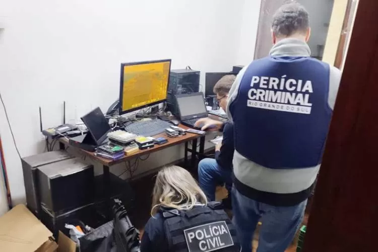 Polícia Federal deflagra megaoperação contra abuso infantil e faz prisões em Jacareí e Guaratinguetá