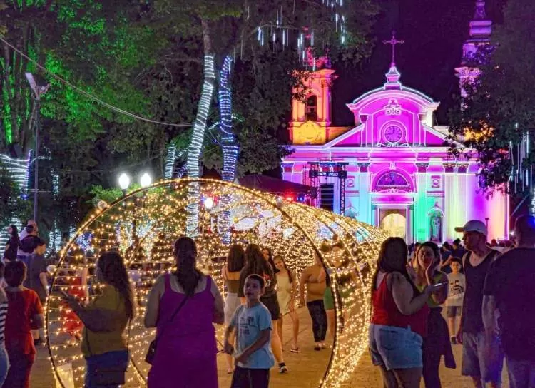 Tremembé prepara festa de luzes natalinas integrada aos festejos de 129 anos do município