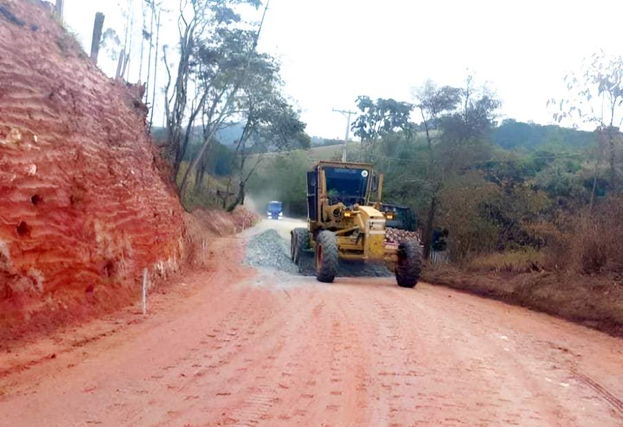 Estrada do Macuco segue em obras de pavimentação para ligar Taubaté, Pinda e Lagoinha