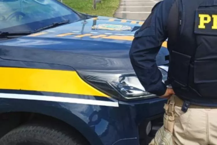 Motociclista morre após colisão com carro de passeio no km 62 da Via Dutra