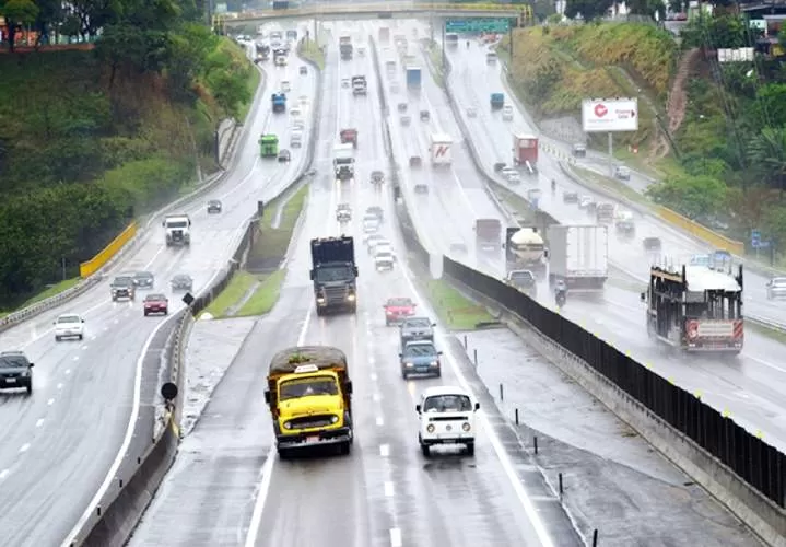 Meteorologia alerta para fortes temporais em áreas do estado de São Paulo
