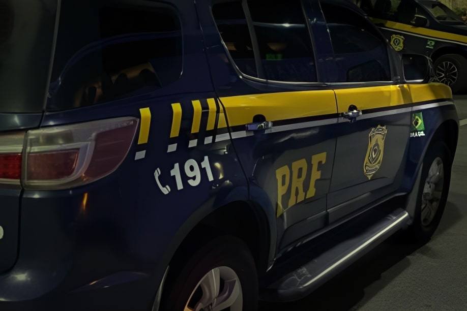 Homem morre e mulher fica gravemente ferida em acidente na Via Dutra