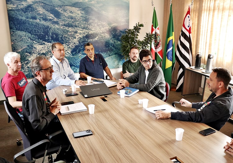 Representantes de municípios da Serra da Mantiqueira se reúnem com empresa concessionaria de energia