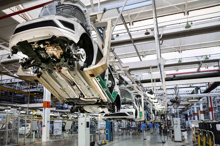 Acordo coletivo entre Volkswagen e funcionários inclui produção de novo SUV e contratação de funcionários 