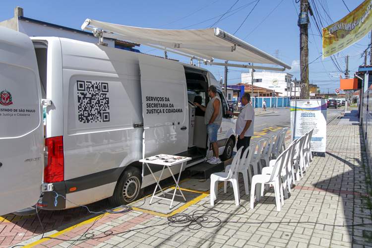 Cidadania Itinerante atende população de três municípios do Vale do Paraíba