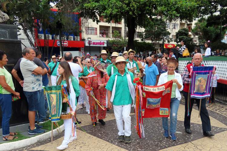 Dia de Reis será comemorado com tradicional encontro de grupos folclóricos na Praça da Cascata