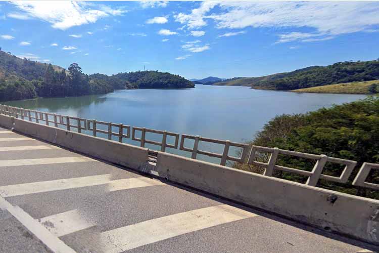 Corpo não identificado é encontrado na represa de Natividade da Serra